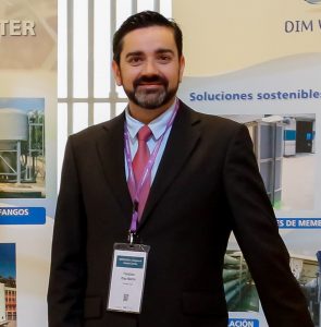 Faustino Díaz, Director General de Dimasa Grupo. Toda su vida profesional en el sector del poliéster y sus múltiples aplicaciones en el sector medioambiental. Segunda generación familiar al frente de una empresa que cree en el I+D+I y las mejoras constantes.